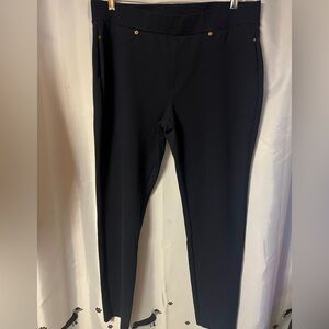 Michael Kors ladies navy pull up slim leg pant. Super comfortable. VGC. Size XL